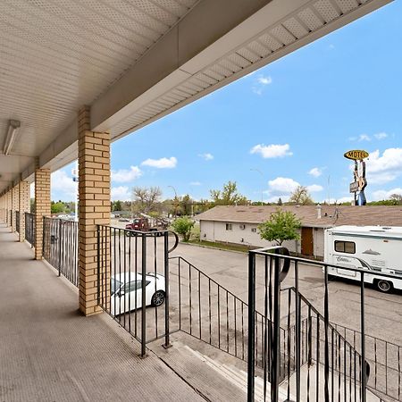 Ranchmen Motel Medicine Hat Exterior photo